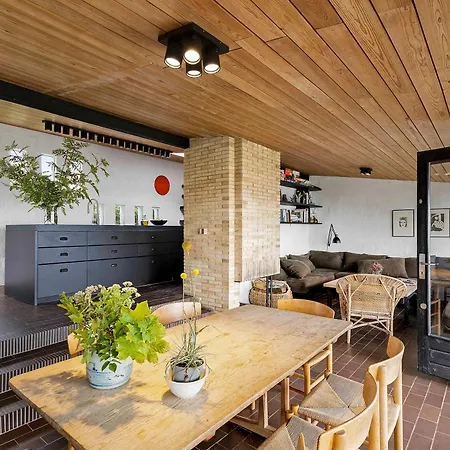 Architect Designed With Sea View